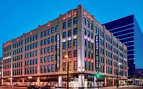 Springhill Suites By Marriott Milwaukee Downtown